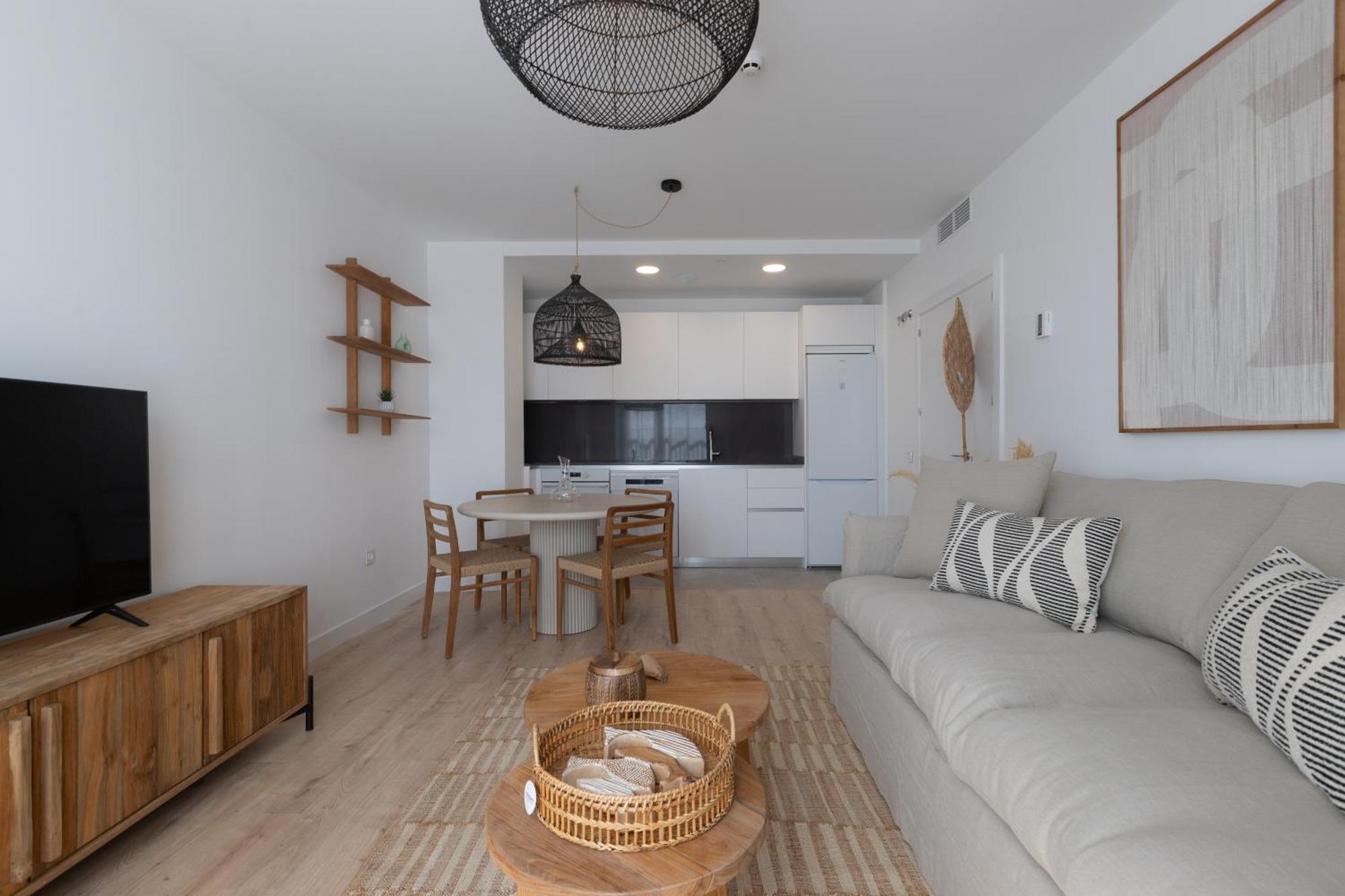 Unique Three-bedroom In The Heart Of Appartamento Málaga